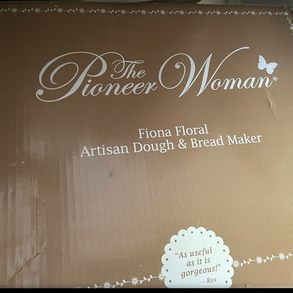 The Pioneer Woman Fiona Floral Dough Maker - Elegant Brown